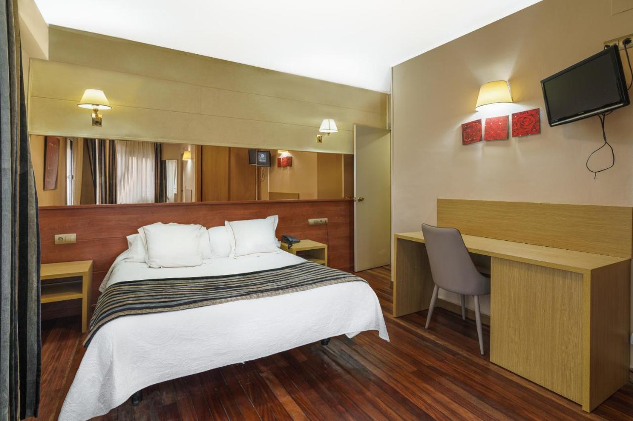 טורלאבגה Hotel Regio מראה חיצוני תמונה