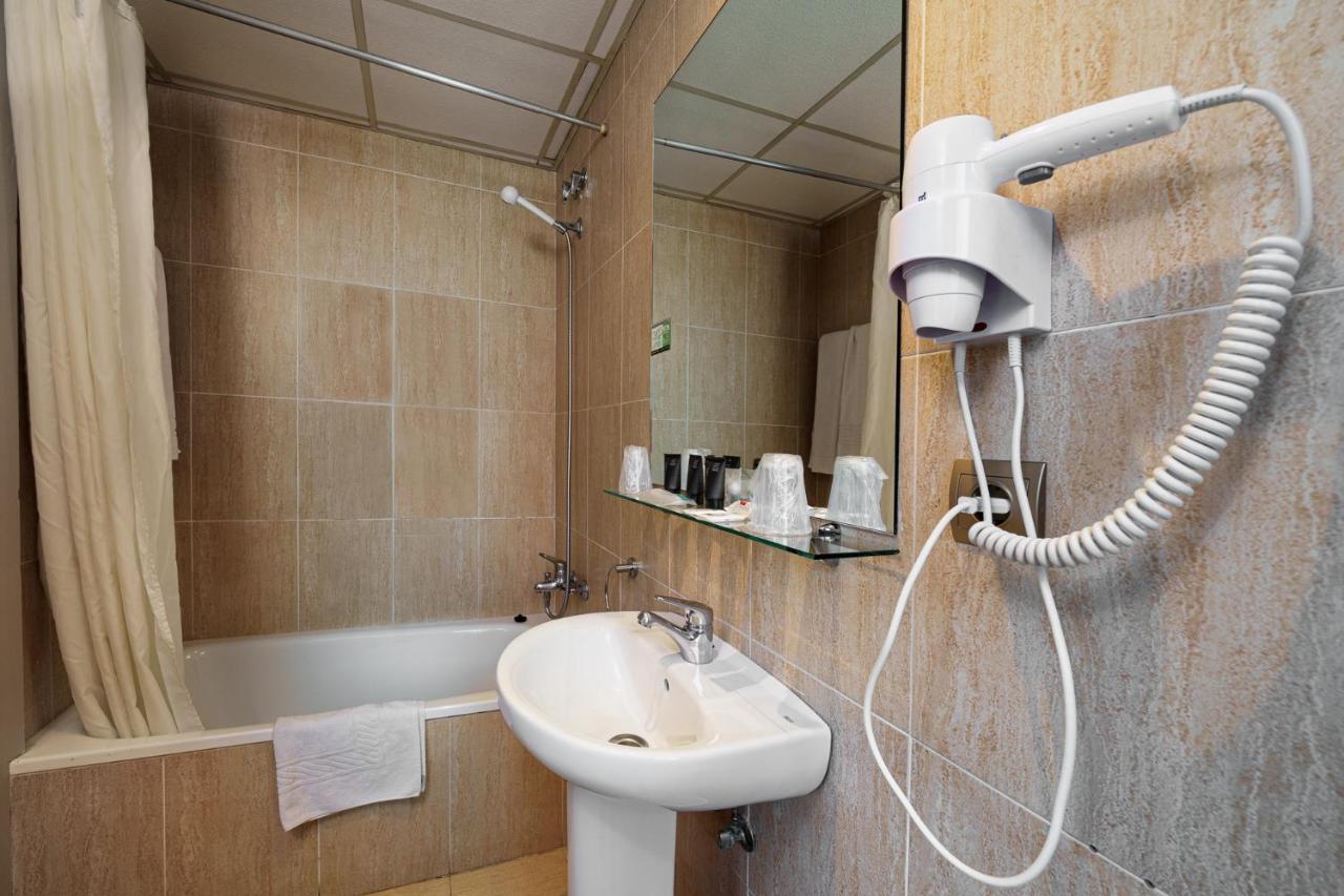 טורלאבגה Hotel Regio מראה חיצוני תמונה