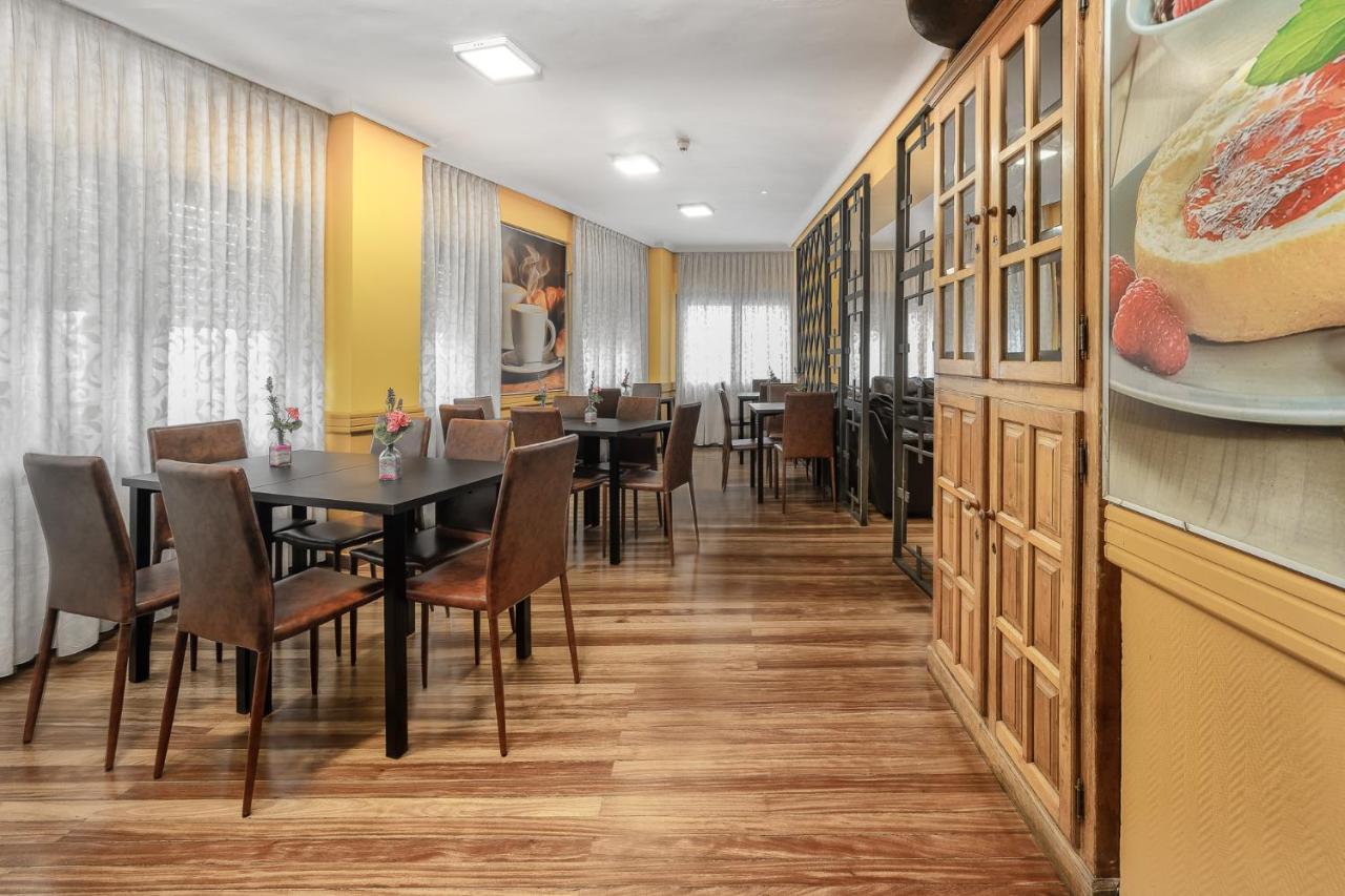 טורלאבגה Hotel Regio מראה חיצוני תמונה